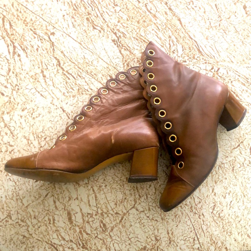 SOLD - VINTAGE 1960’s 1970’s PENALJO BLOCK HEEL ANKLE GRANNY BOOTS - BOHO BROWN